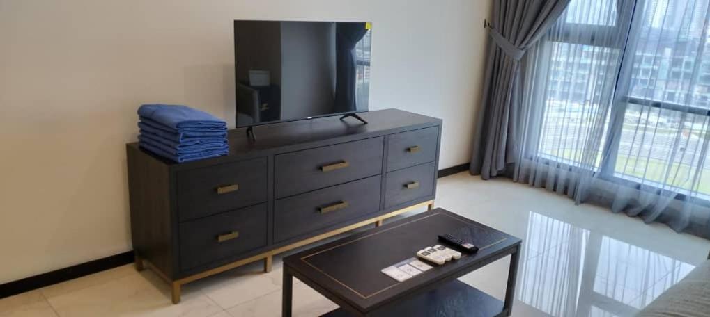 קואלה לומפור Opus Residences Warisan Merdeka By C&C Fortune מראה חיצוני תמונה